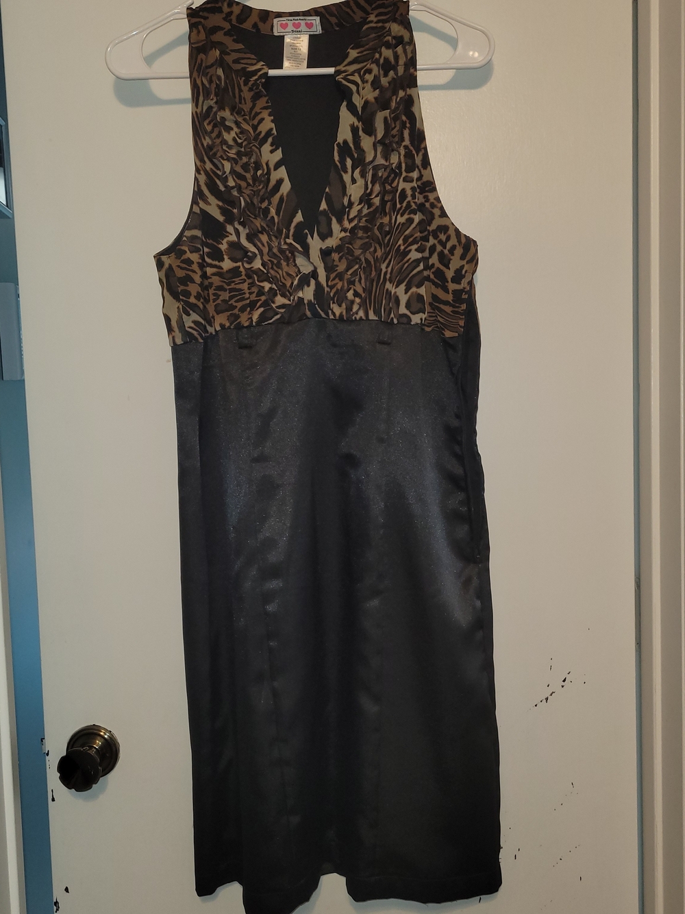 Sleeveless Black Midi Dress with Brown Leopard Bodice